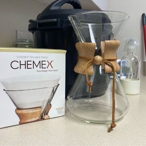 Chemex 10 Cup Pour Over Coffee and Filters